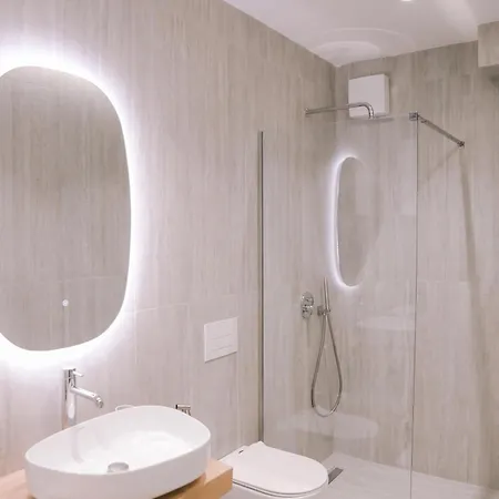 Eli Luxury Apartment تيرانا