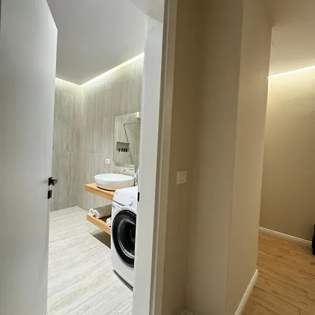 Eli Luxury Apartment *