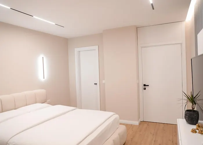 Eli Luxury Apartment Daire Tiran